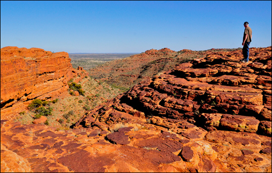 Fly and Dine with the Kings Canyon Australia Experience