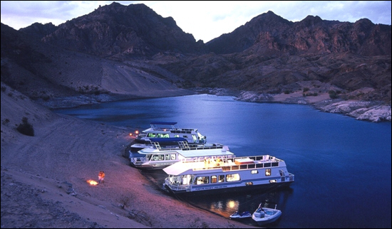 Forever Resorts Announces 2015 Houseboat Value Packages
