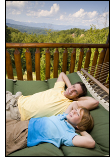 Dollywood Vacations Offers Luxury Lodging in the Smokies Along with New Money-Saving Summer Fun Pass